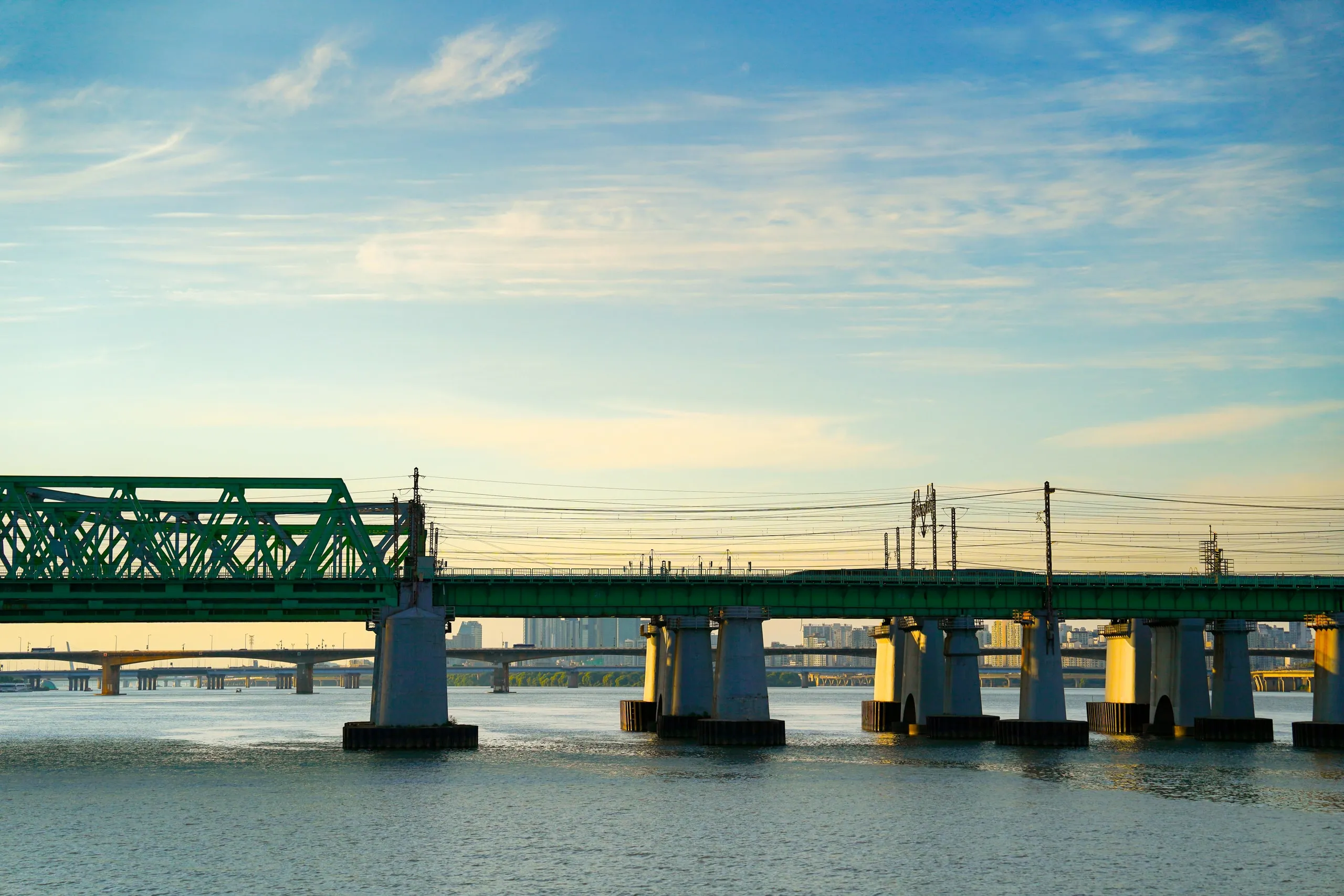 The Han River in late light. Same evening as no. 9, two minutes later.
